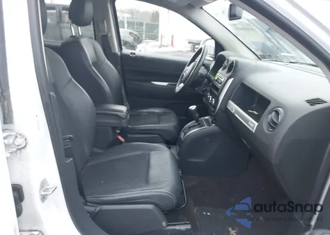 2015 Jeep Compass Latitude z USA, uszkodzony, nr VIN 1C4NJDEB6FD426605